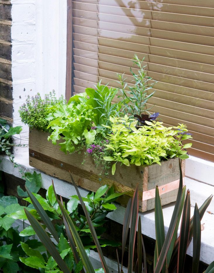 How to make wooden planters