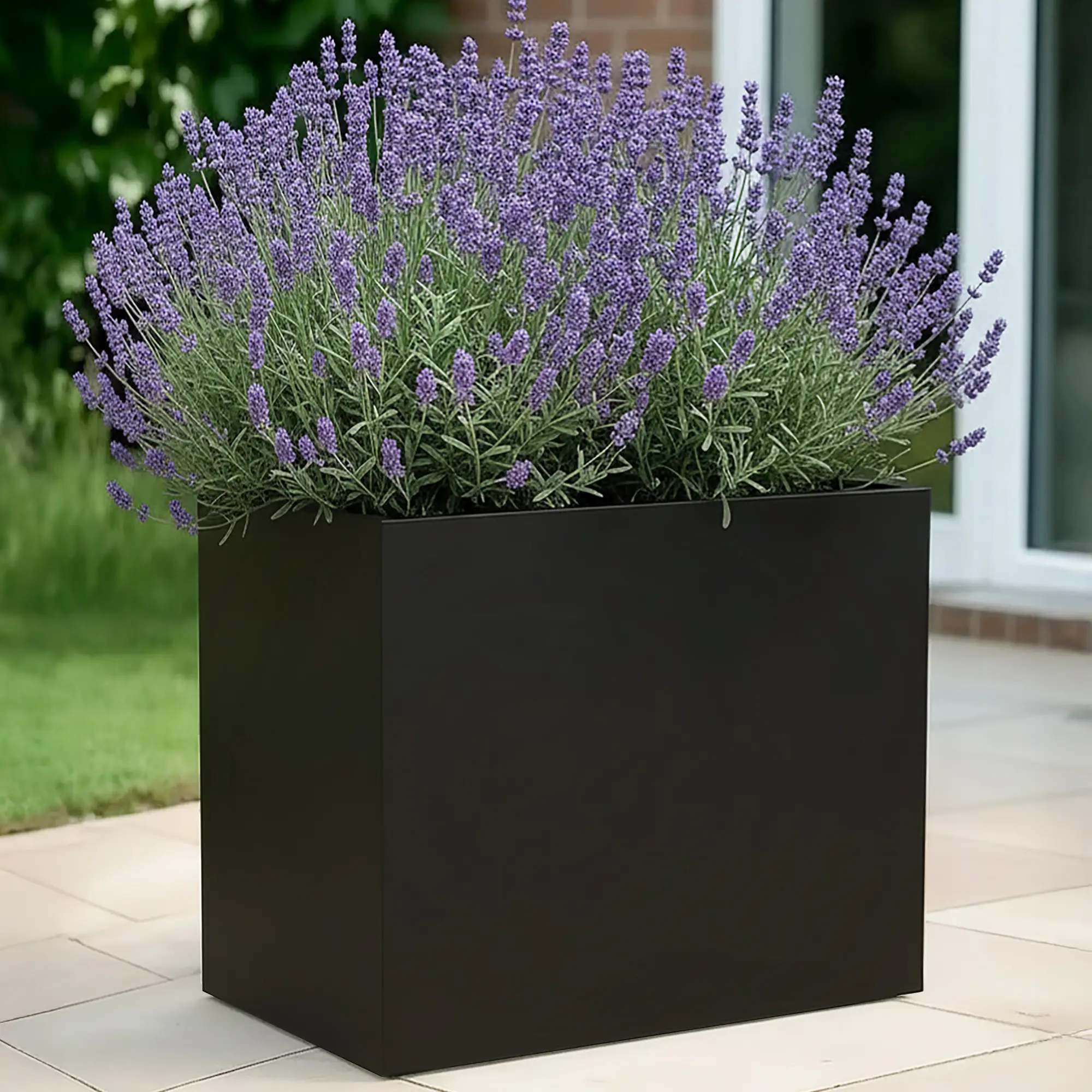 IDEALIST Lite Contemporary Light Concrete Trough Planter