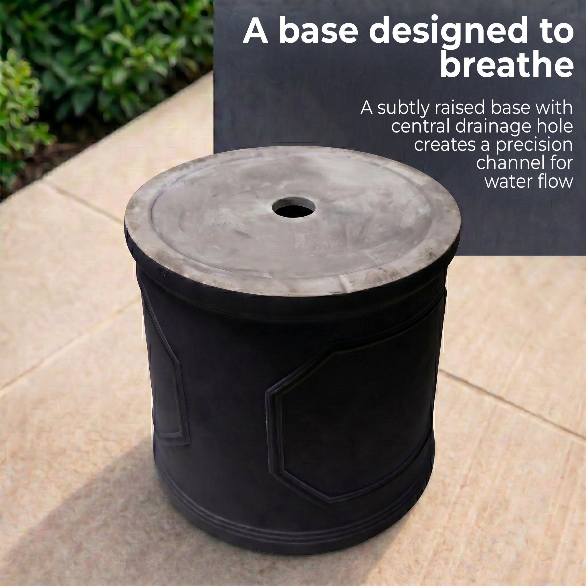 IDEALIST Chelsea Light Concrete Cylinder Garden Planter