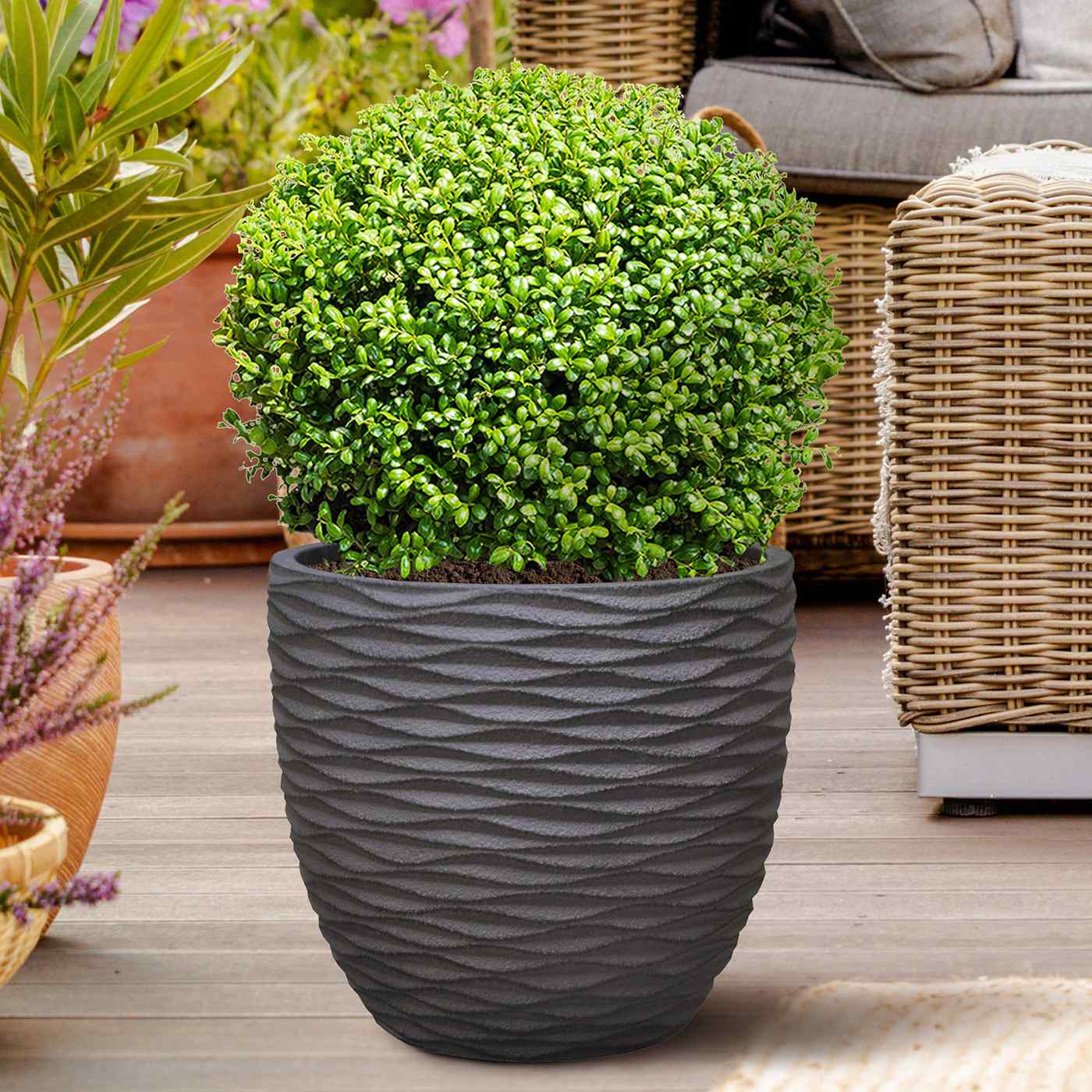 IDEALIST Lite Wave Style Outdoor Egg Planter