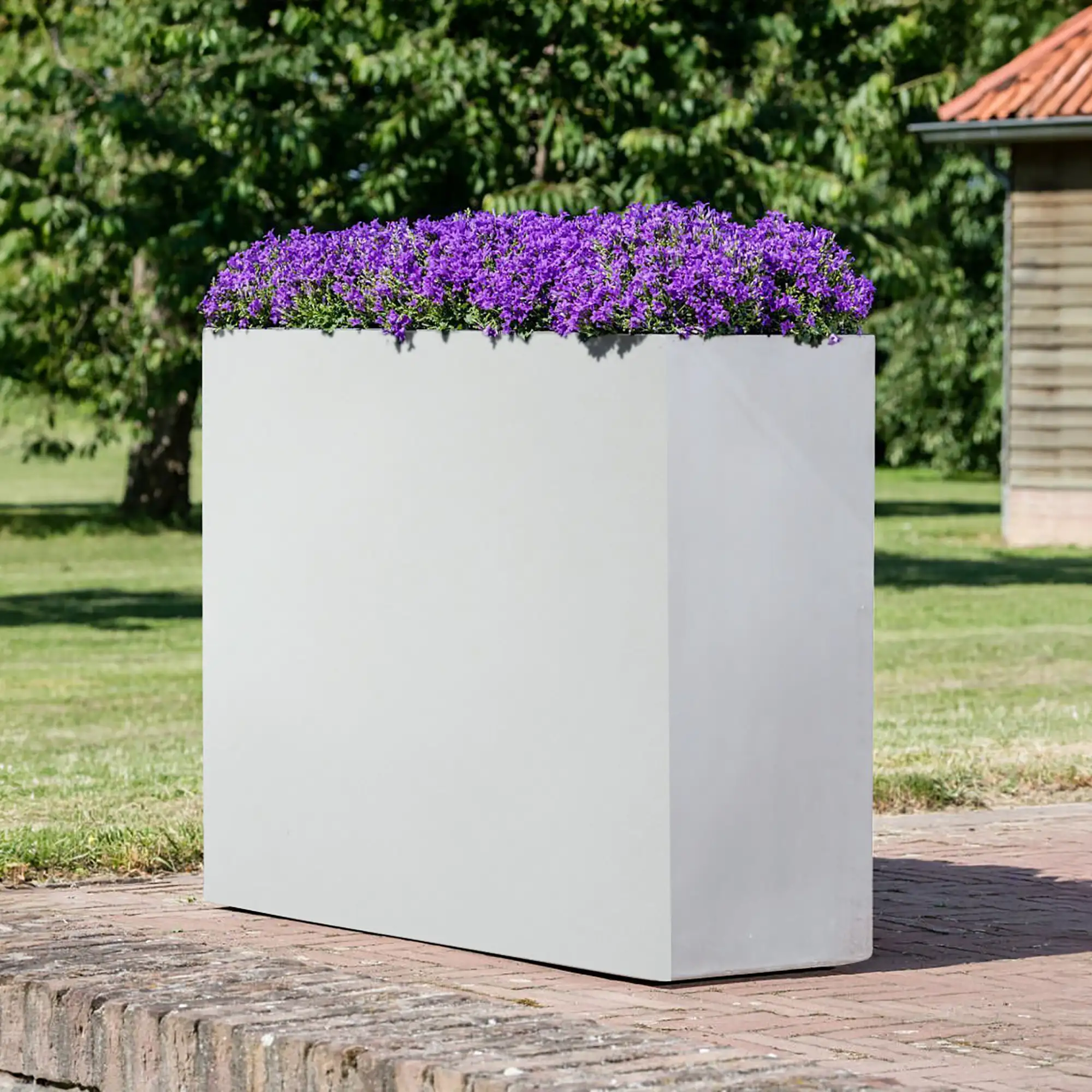 IDEALIST Lite Contemporary Light Concrete Trough Planter