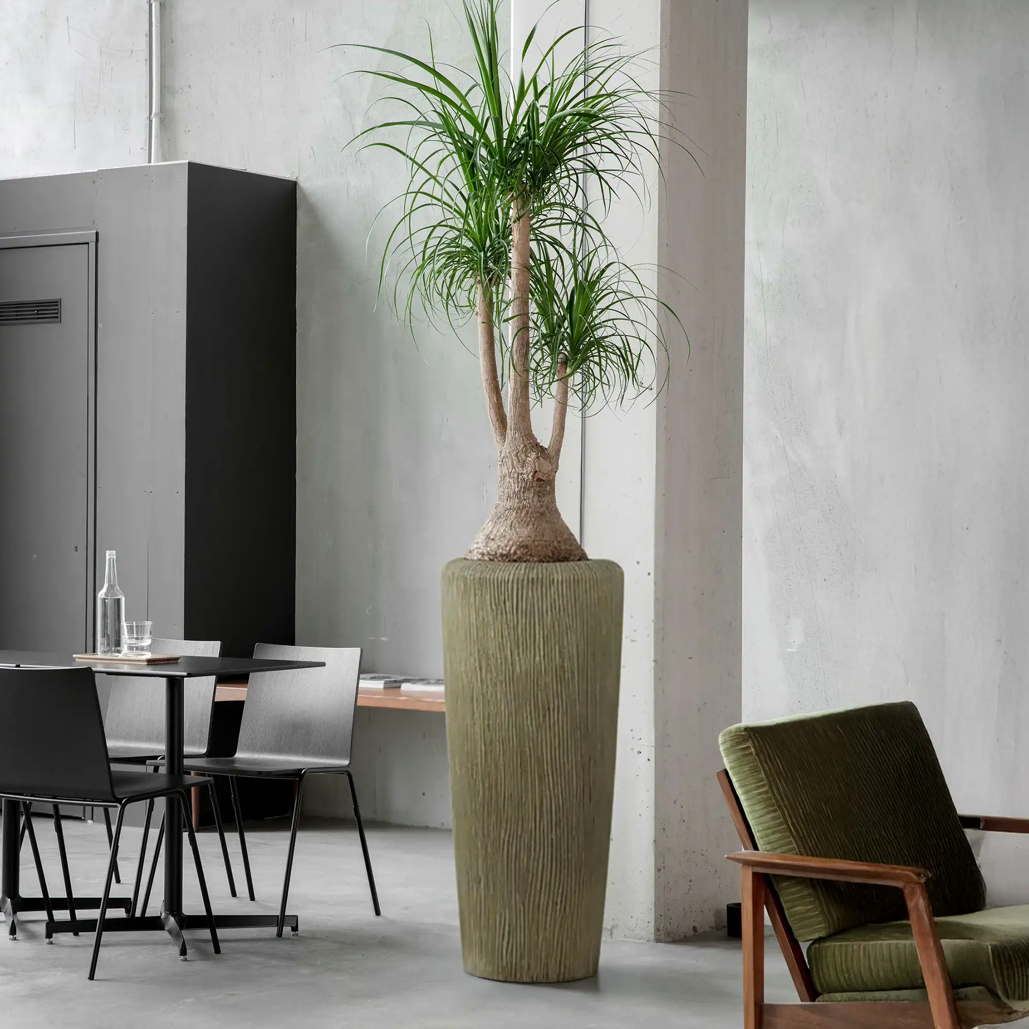 Composits Twist Vase Round Tall Planter Pot IN\OUT