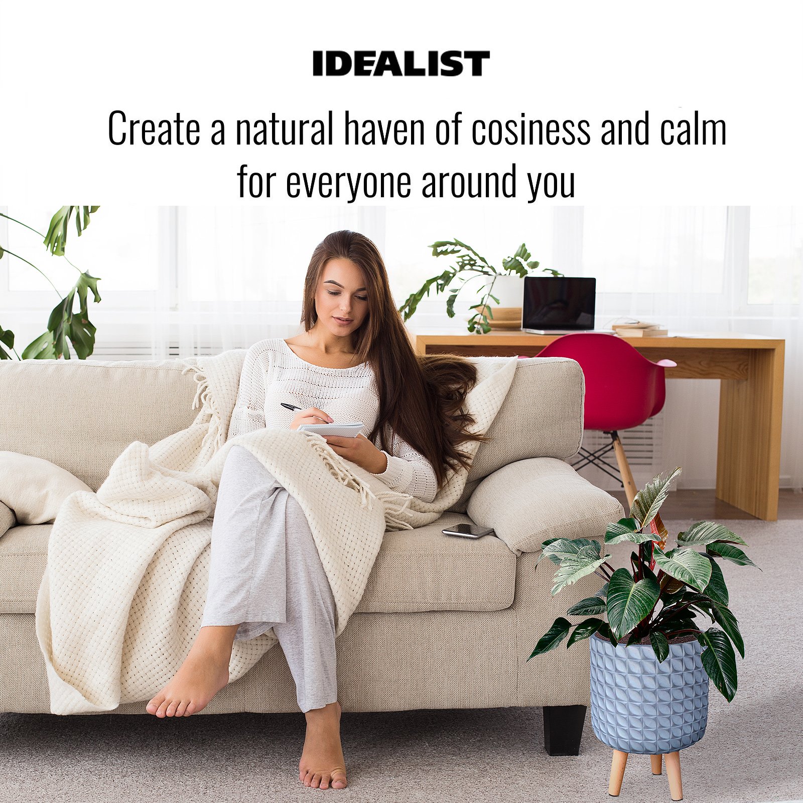 IDEALIST Lite Faceted Effect Planter on Legs