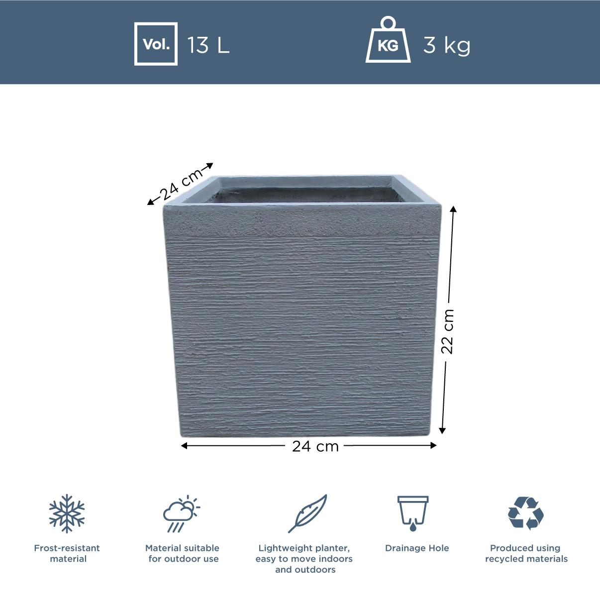 IDEALIST Lite Ribbed Light Concrete Square Planter