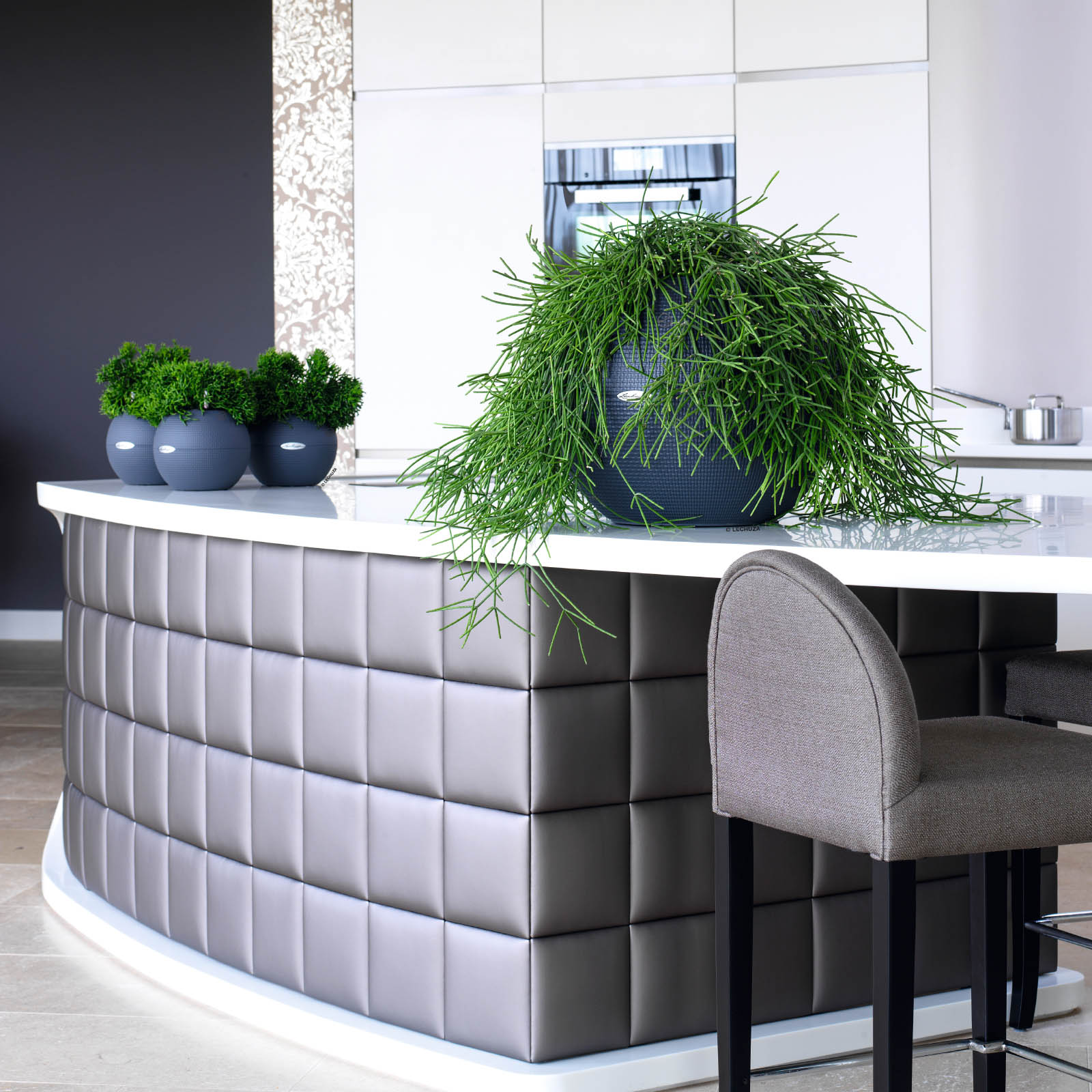 LECHUZA PURO Color Round Poly Resin Self-watering Planter