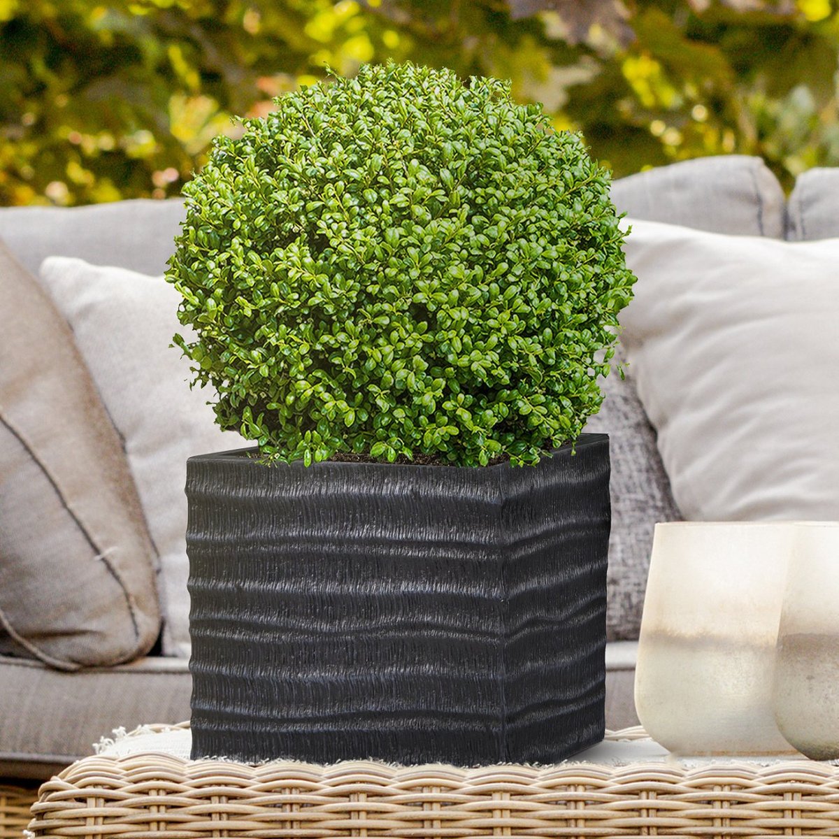 IDEALIST Lite Straw Ribbed Square Outdoor Planter