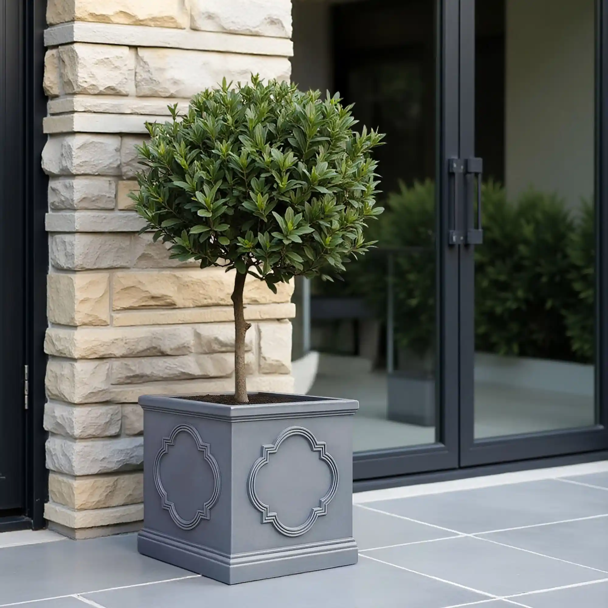 IDEALIST Windsor Light Stone Square Garden Planter