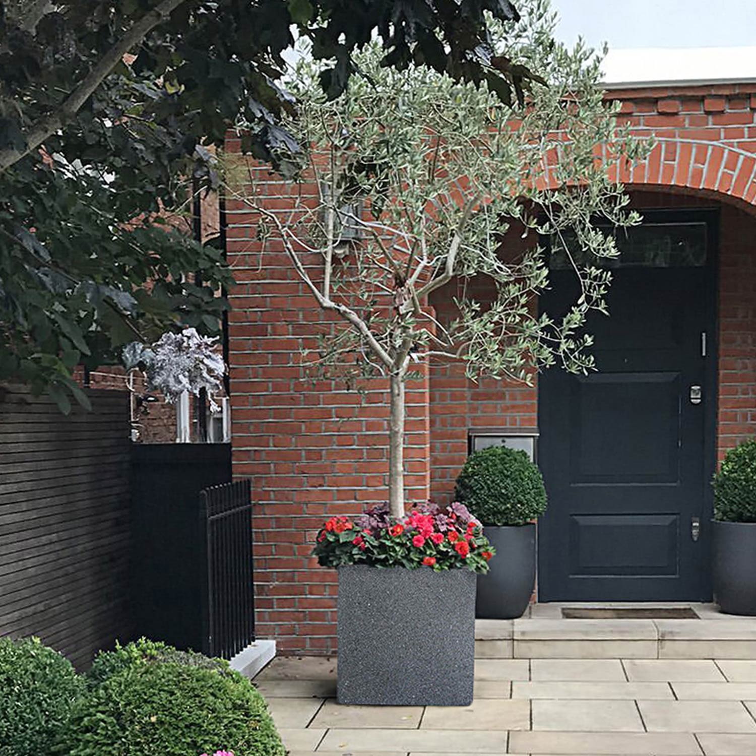 IDEALIST Lite Textured Concrete Effect Square Outdoor Planter