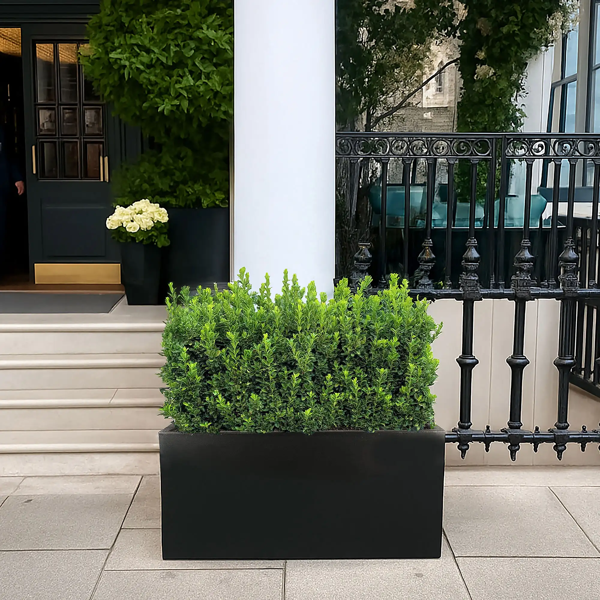 IDEALIST Lite Contemporary Light Concrete Trough Planter
