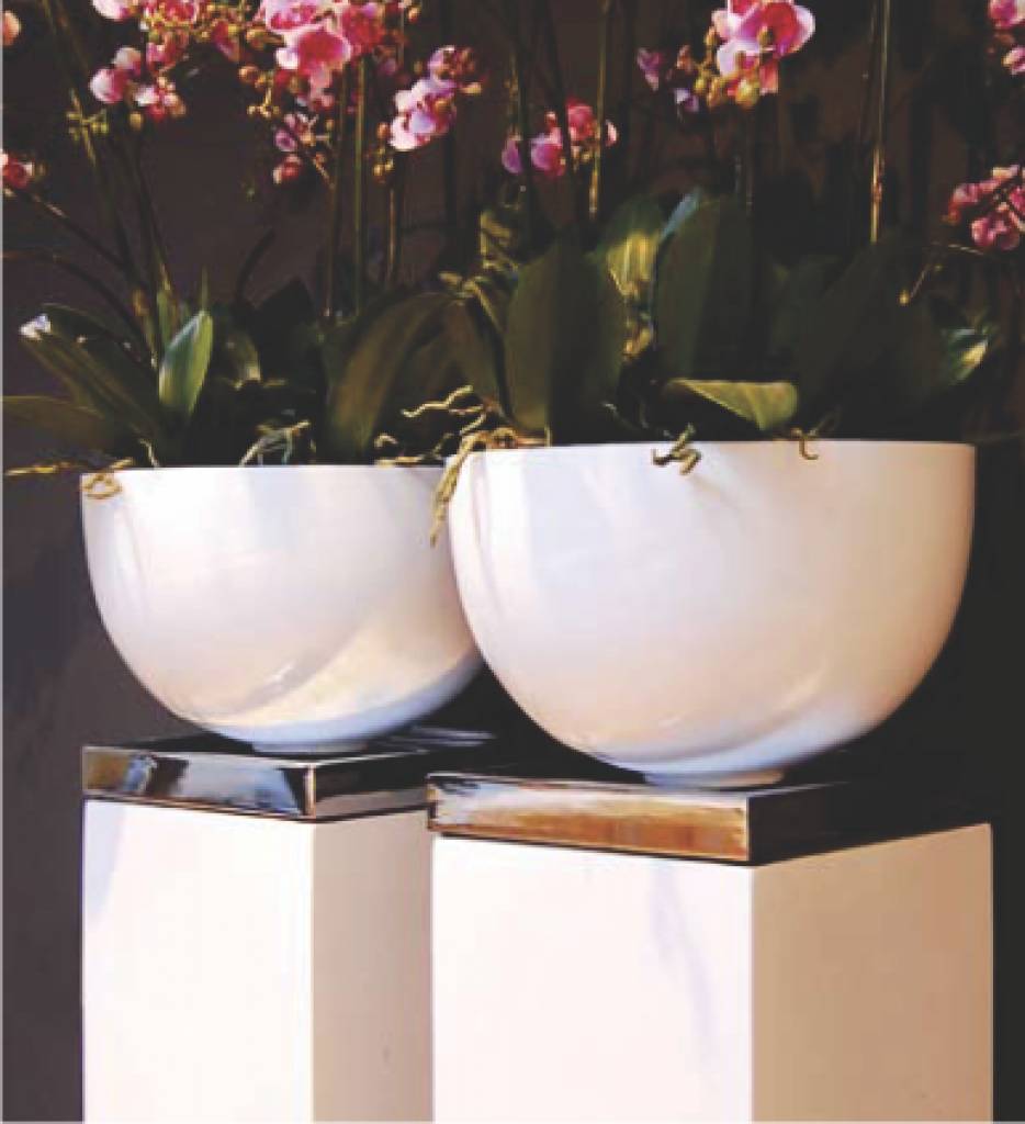 Fiberstone Glossy Peter Light Planter by Idealist Premium