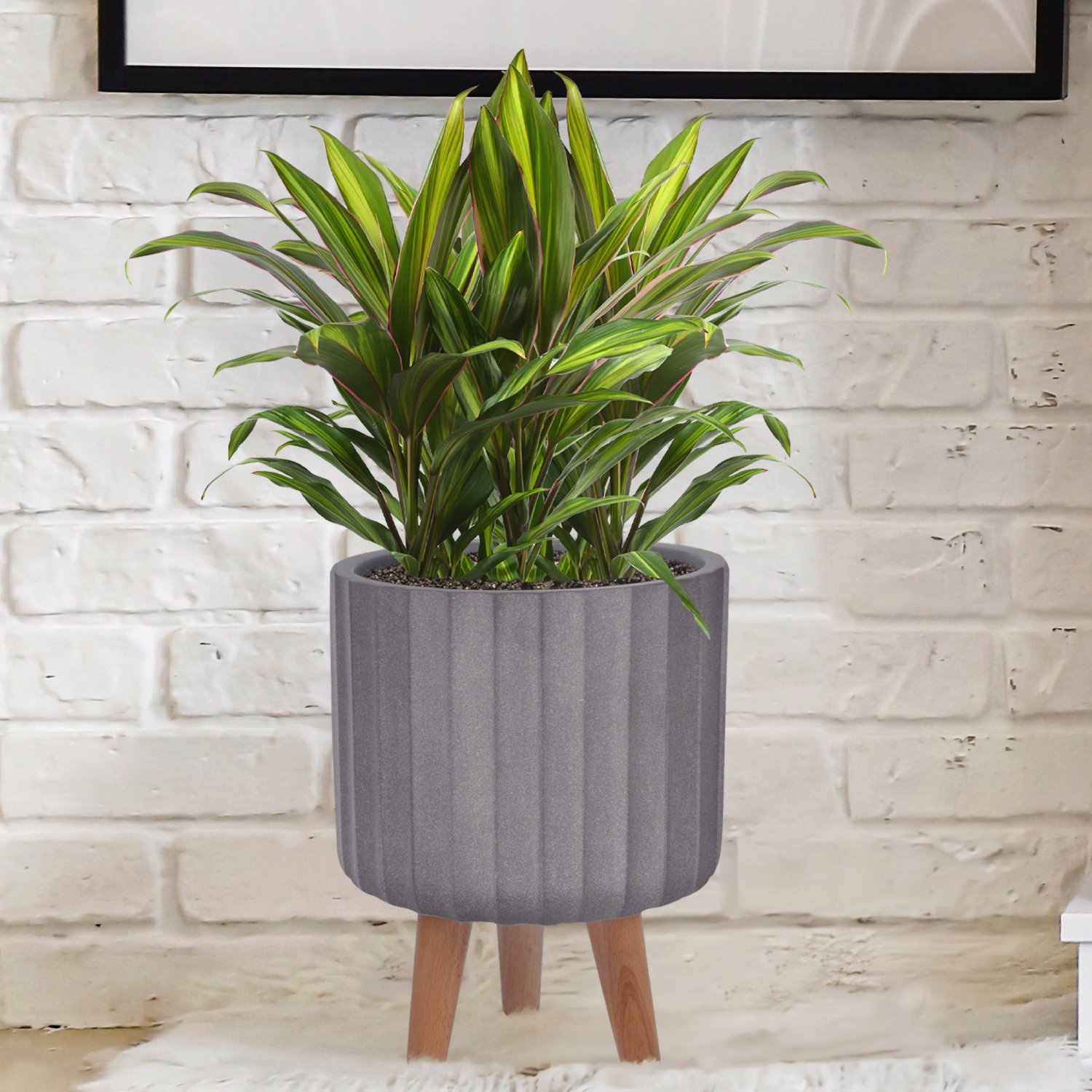 IDEALIST Lite Modern Ribbed Cylinder Planter on Legs, Round Pot Plant Stand Indoor