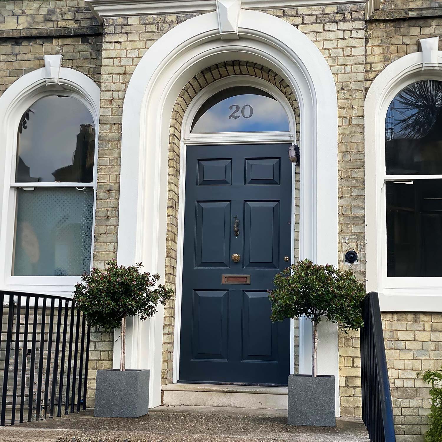 IDEALIST Lite Textured Concrete Effect Square Outdoor Planter