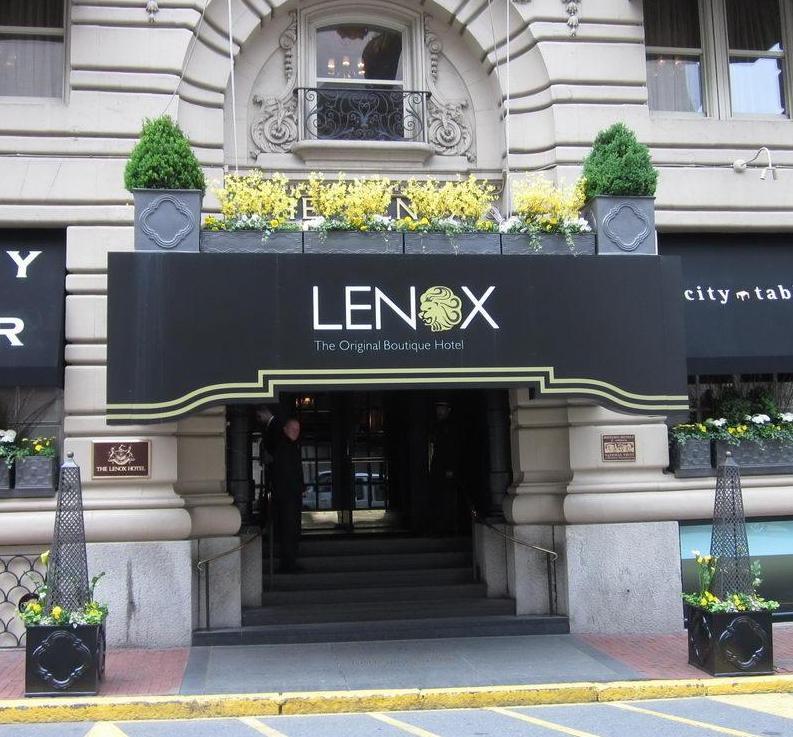 Hampton Fiberglass Square Faux Lead Planter Pot In/Out