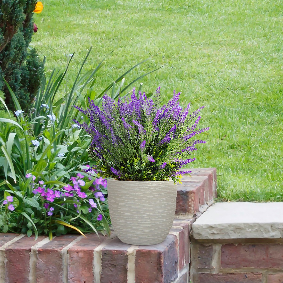 IDEALIST Lite Wave Style Outdoor Egg Planter