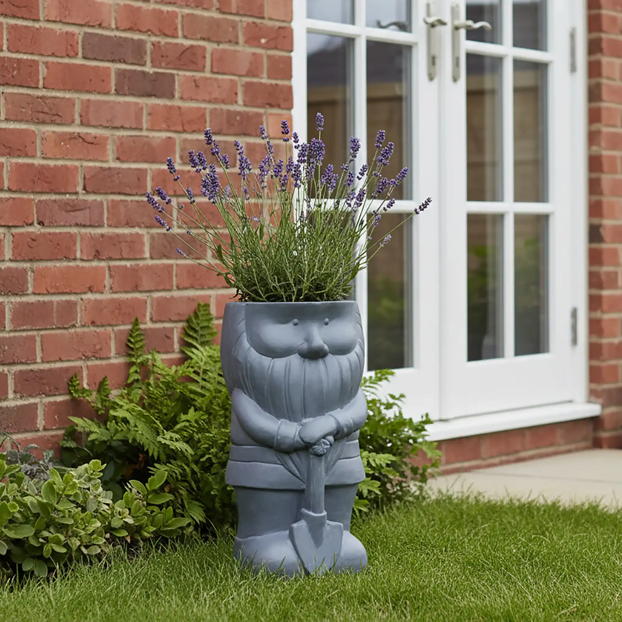 IDEALIST Lite Gnome with a Shovel Oval Plant Pot Outdoor