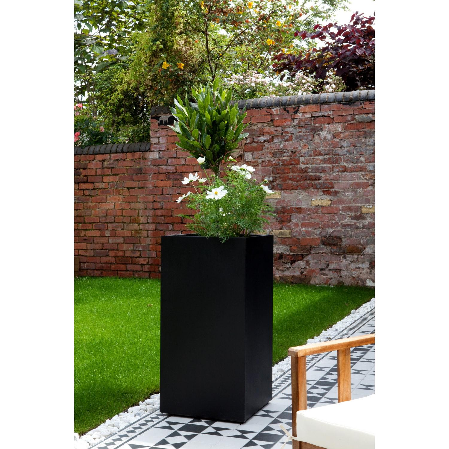 IDEALIST Lite Tall Square Contemporary Light Concrete Planter