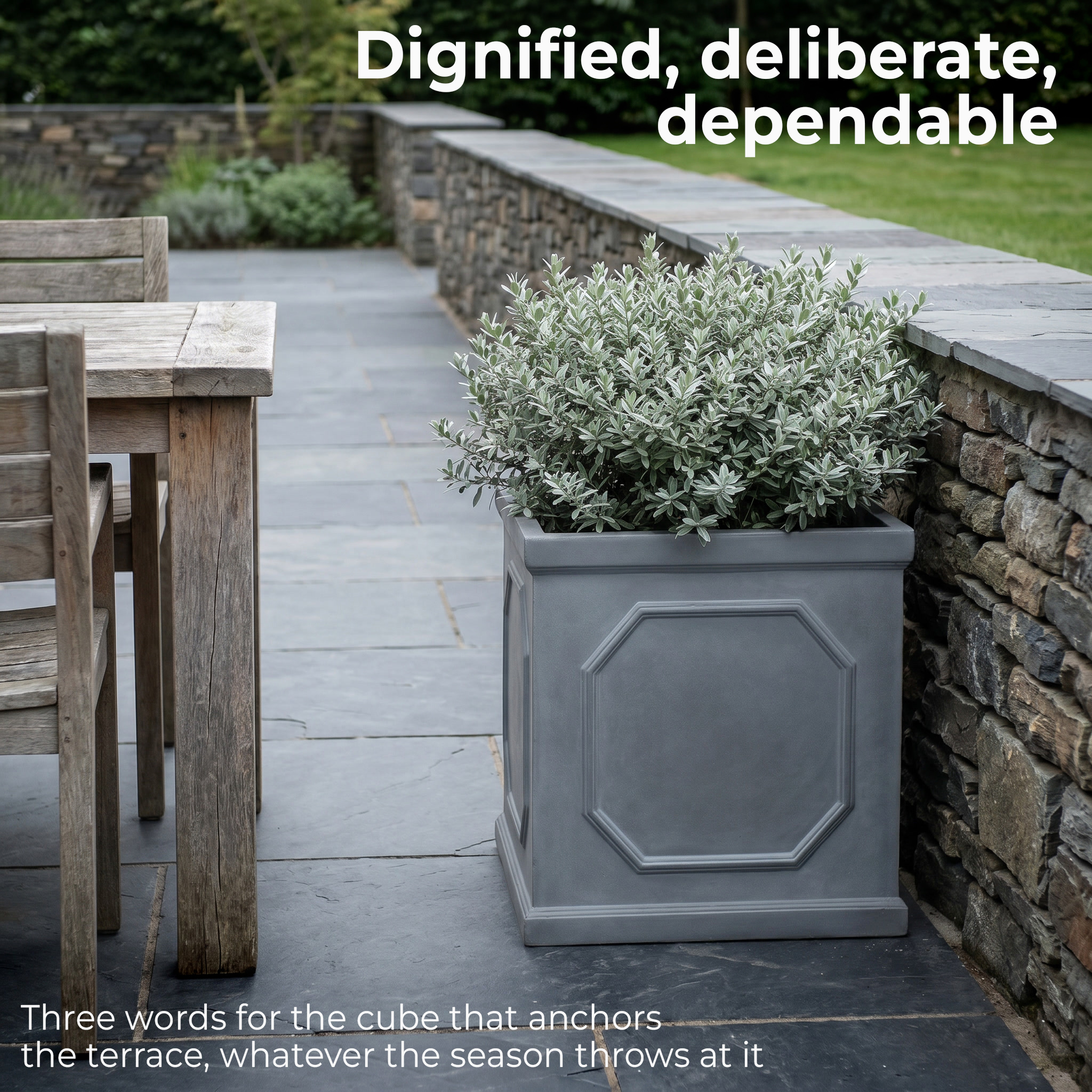 IDEALIST Lite Faux Lead Chelsea Box Square Light Concrete Planter