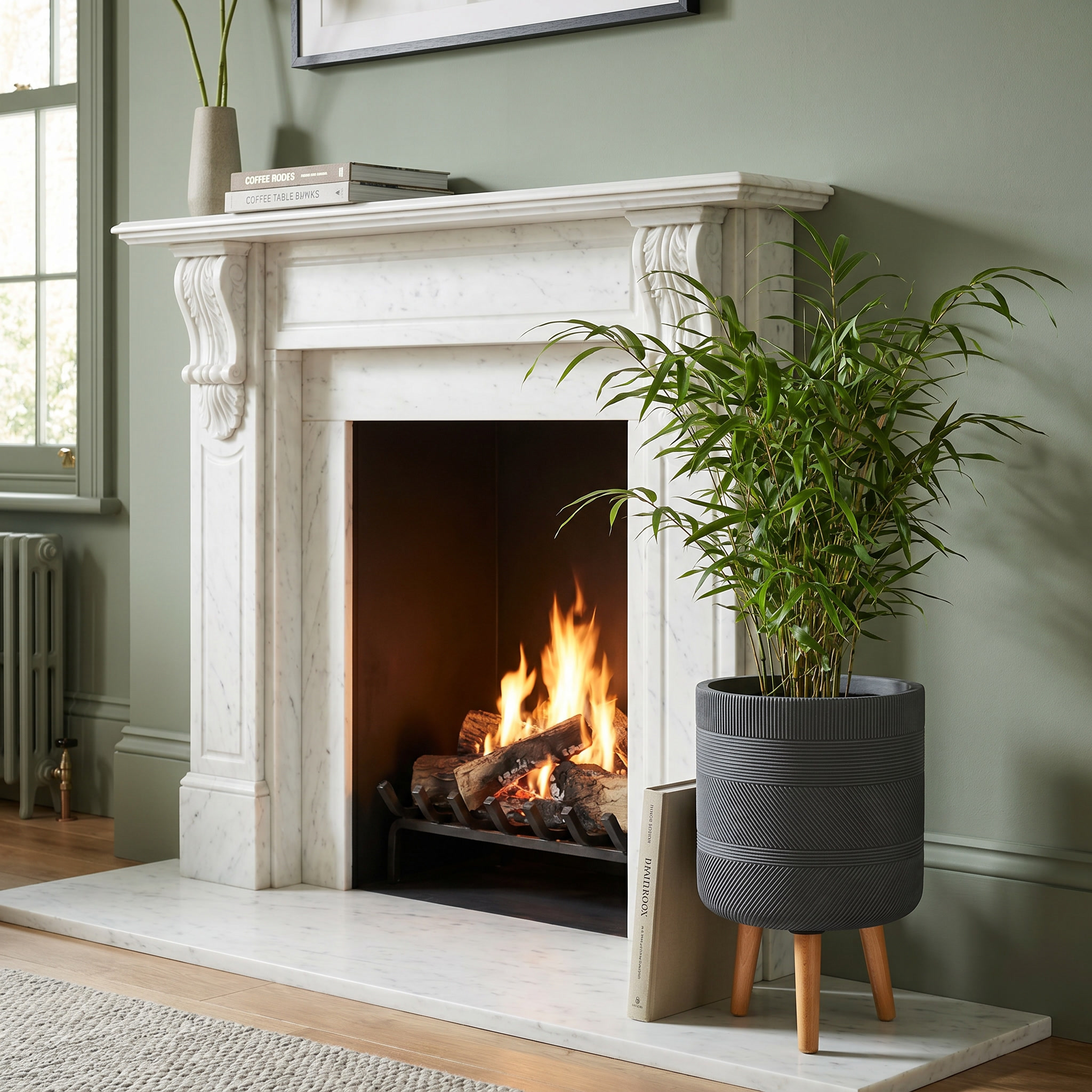 IDEALIST Lite Indoor Plant Pot, Ribbed Planter on Legs