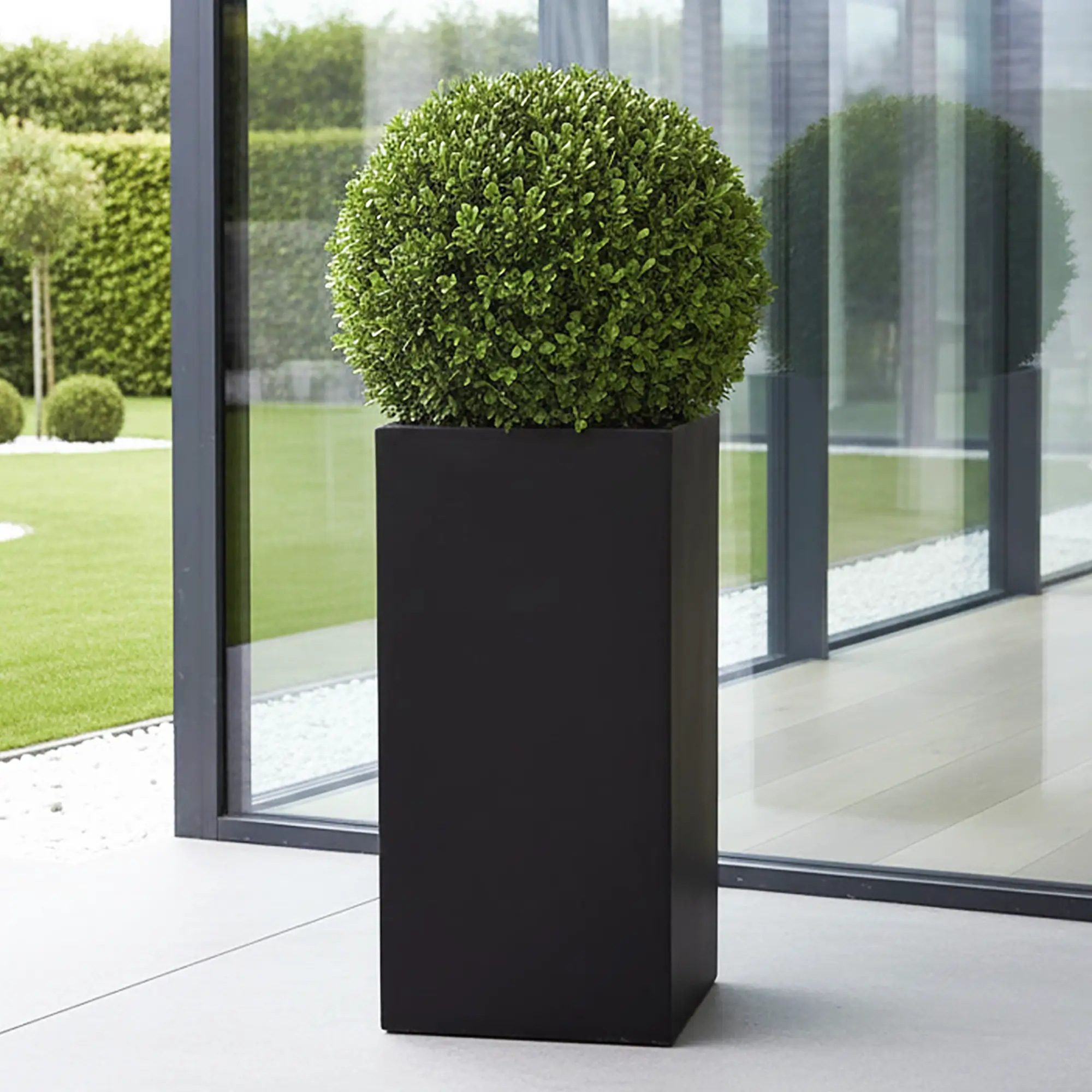 IDEALIST Lite Tall Square Contemporary Light Concrete Planter