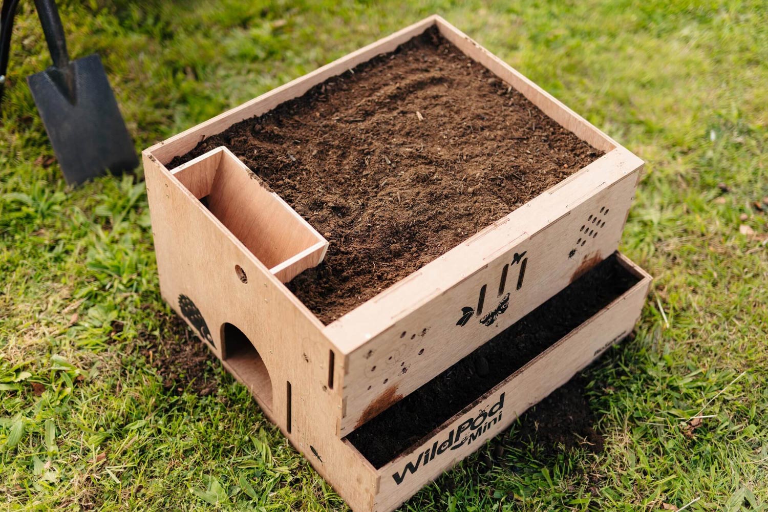 WildPod Mini 2-in-1 Outdoor Planter and Wildlife House by Bio Scapes