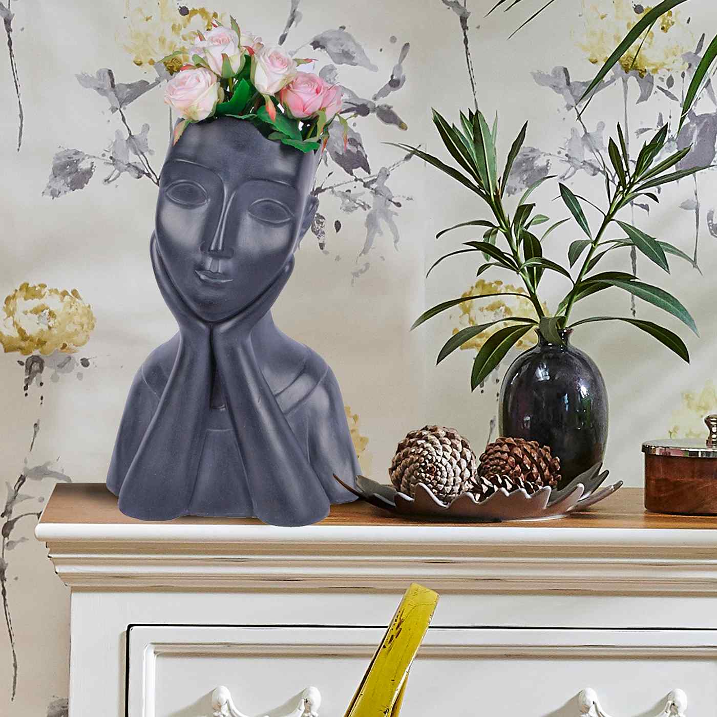 IDEALIST Lite Oval Bust Face Plant Pot Indoor