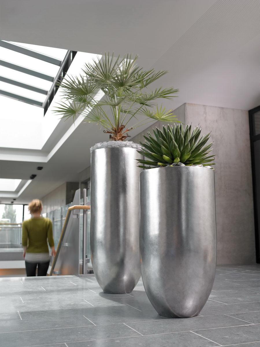 Pandora Leaf 60 Round Tall Polystone Indoor Planter