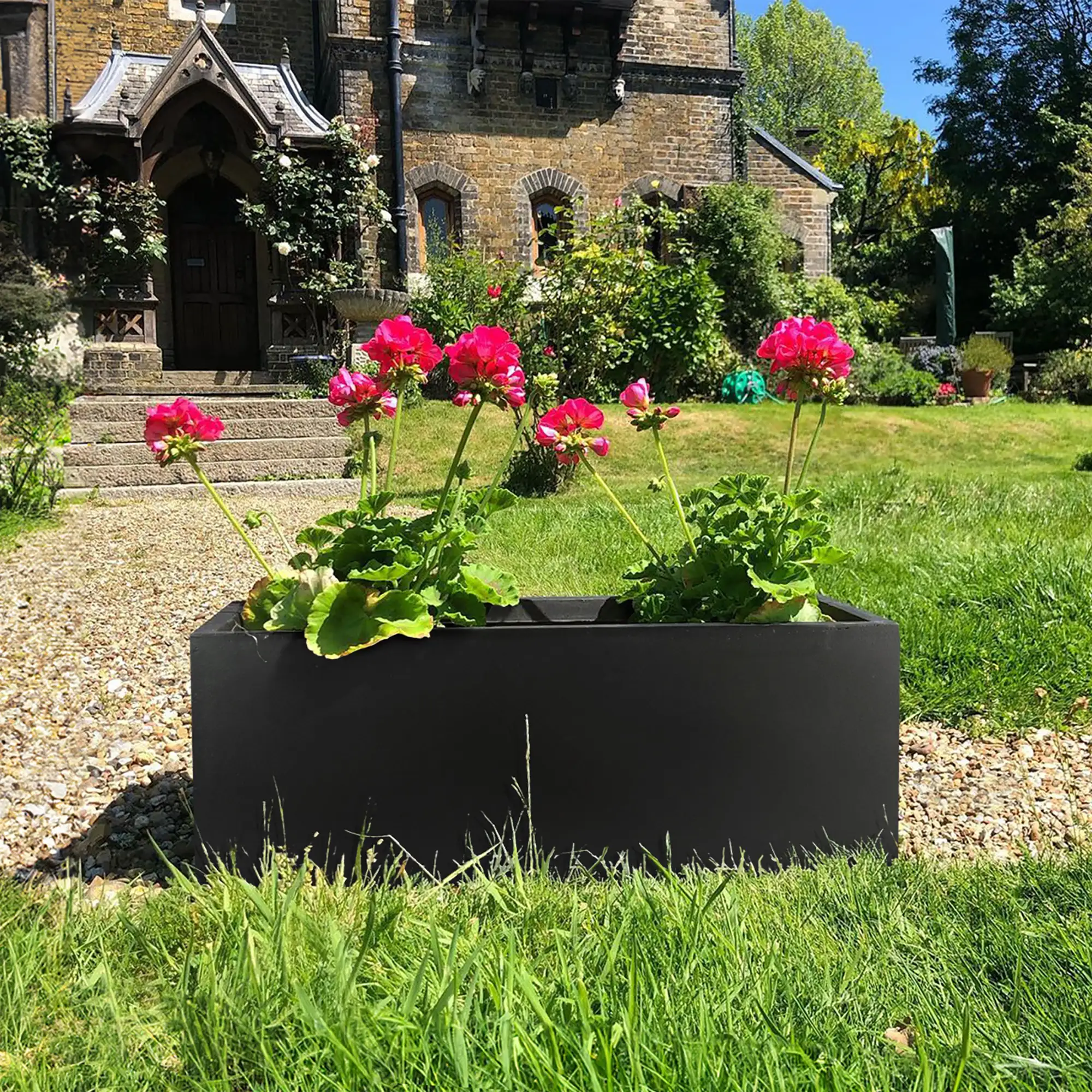 IDEALIST Lite Contemporary Light Concrete Trough Planter