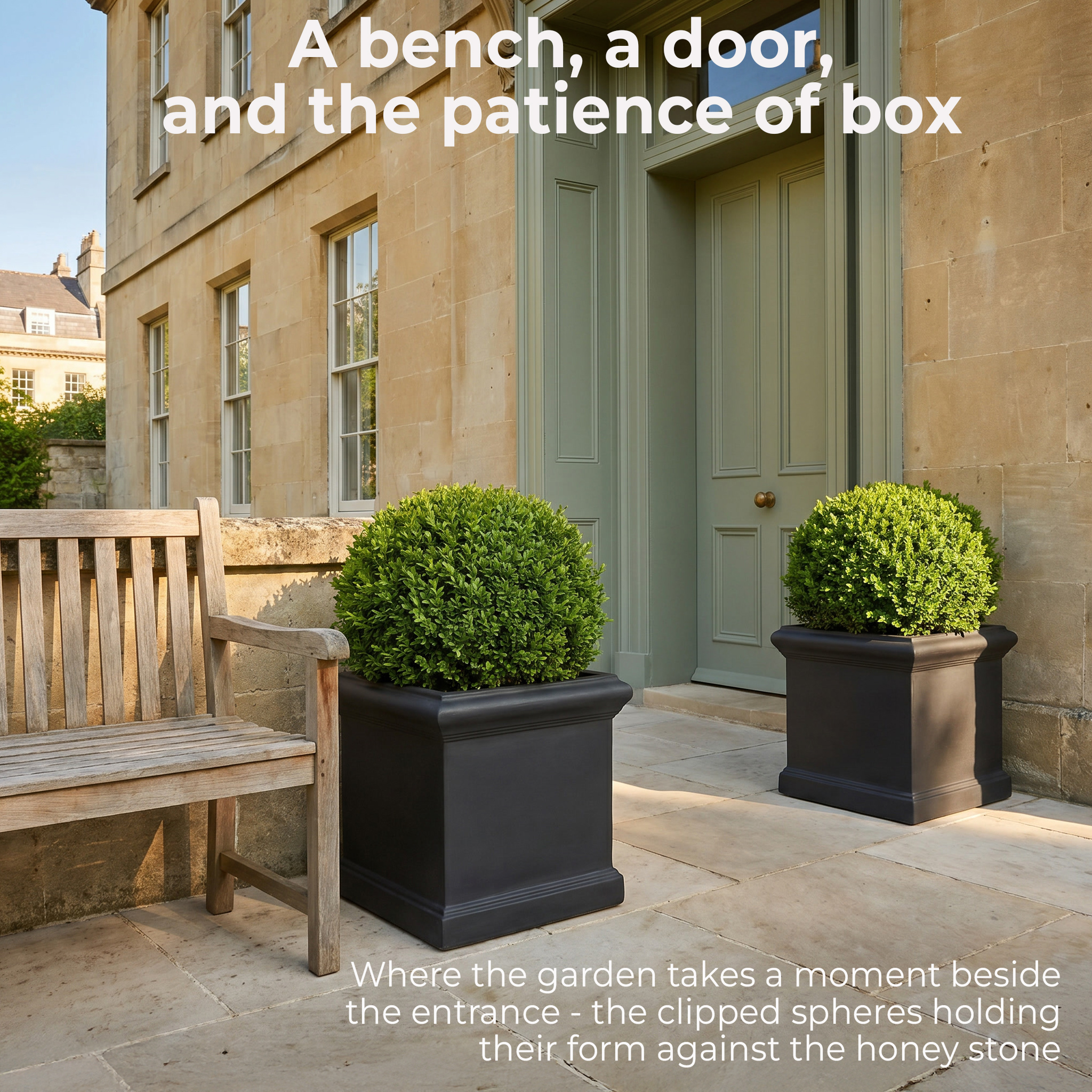 IDEALIST Lite Victorian Box Square Light Stone Outdoor Planter