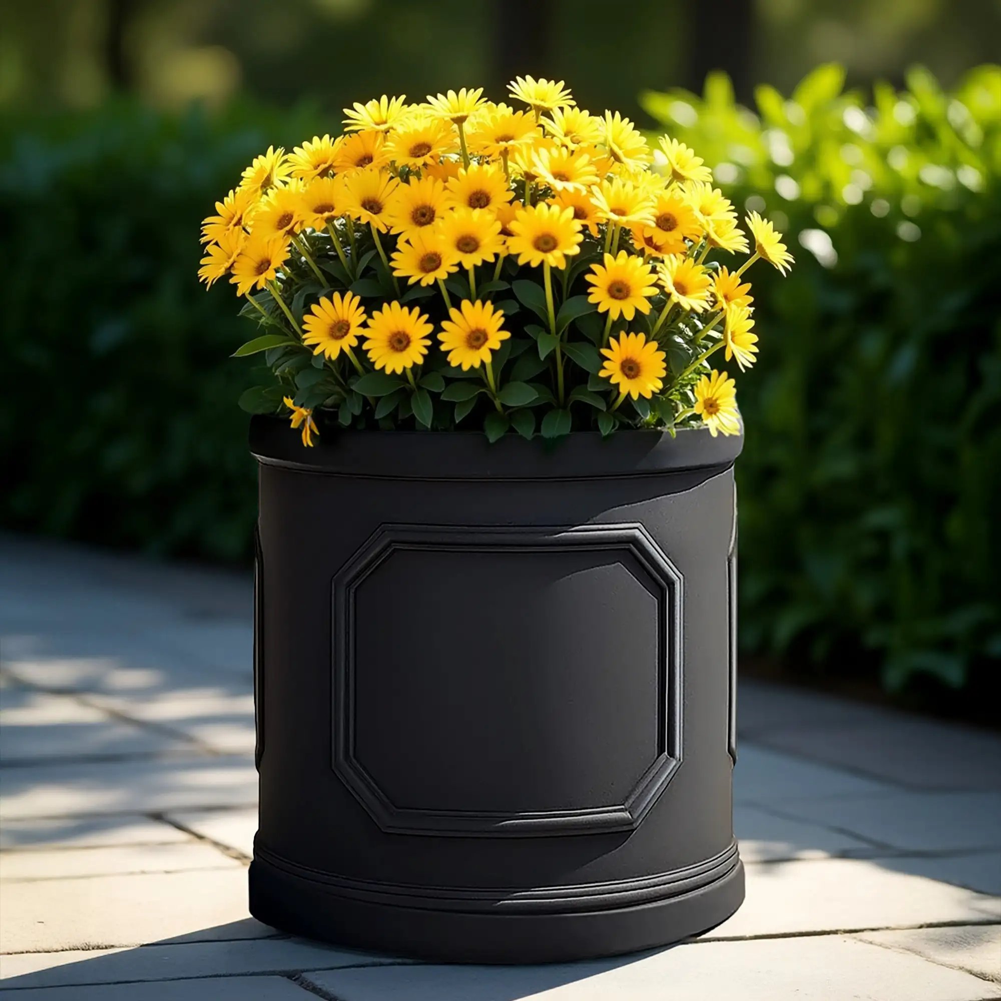 IDEALIST Chelsea Light Concrete Cylinder Garden Planter