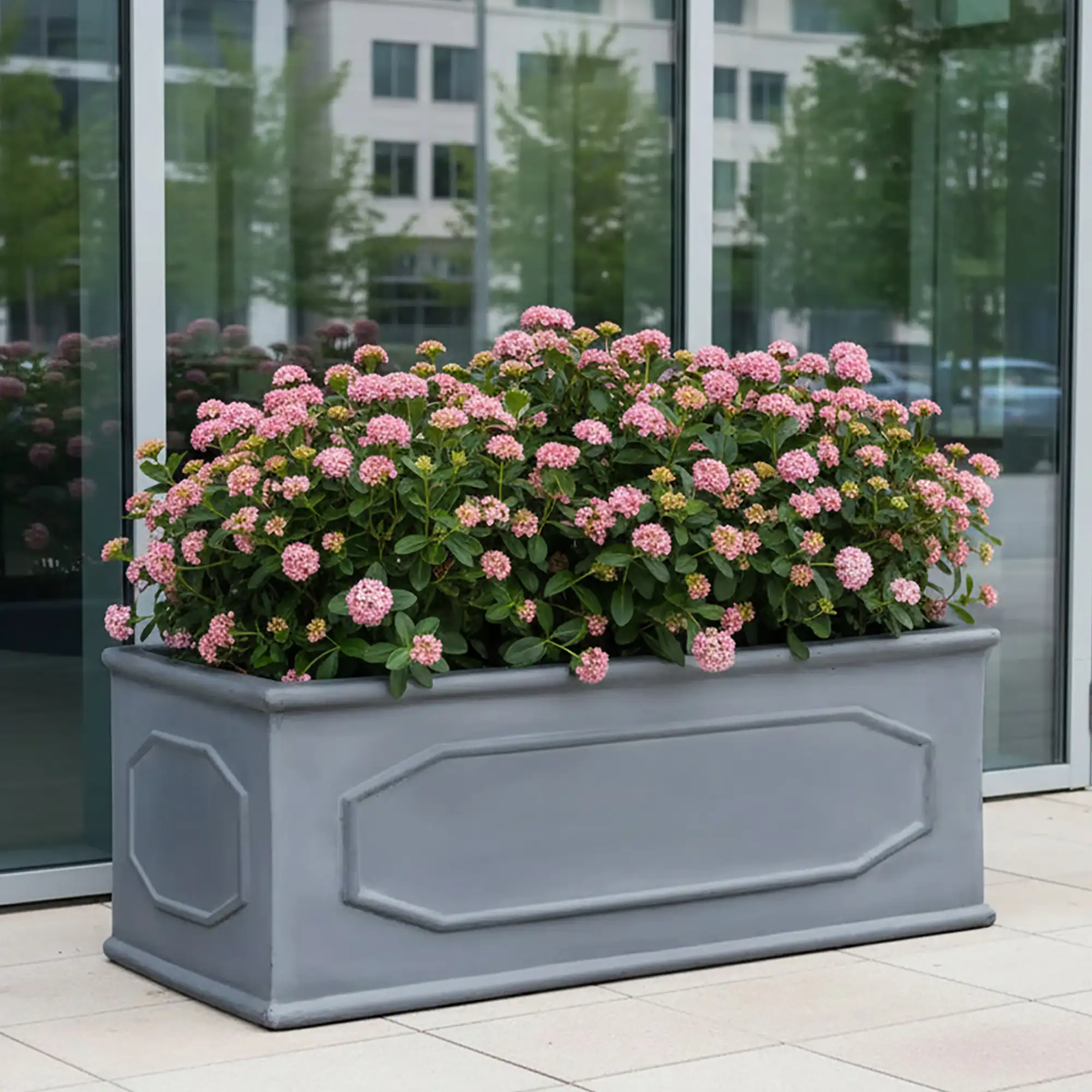 IDEALIST Lite Faux Lead Chelsea Light Concrete Through Planter