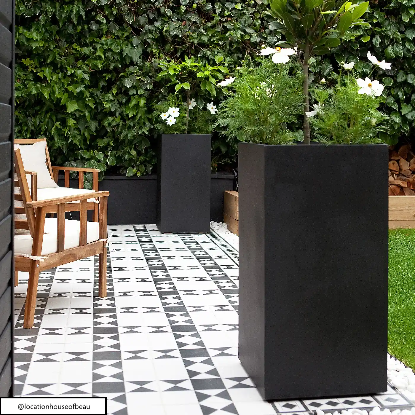 IDEALIST Lite Tall Square Contemporary Light Concrete Planter