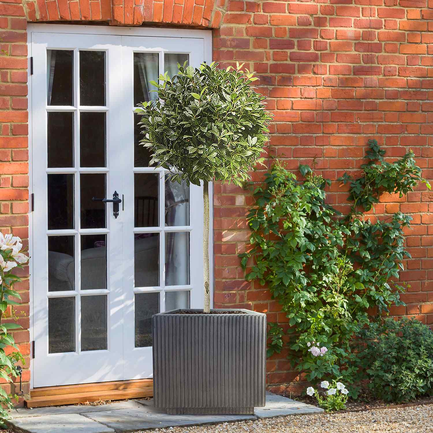 IDEALIST Lite Vertical Ribbed Square Effect Outdoor Planter