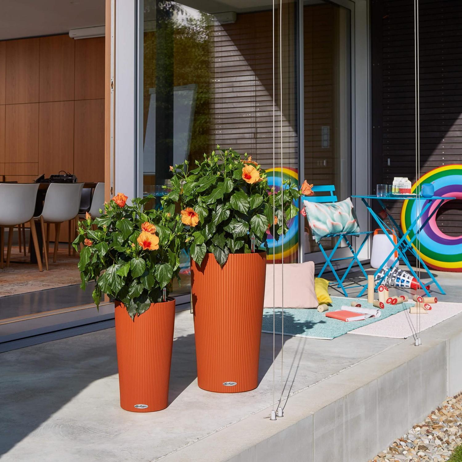 LECHUZA CILINDRO Color Round Tall Poly Resin Self-watering Planter