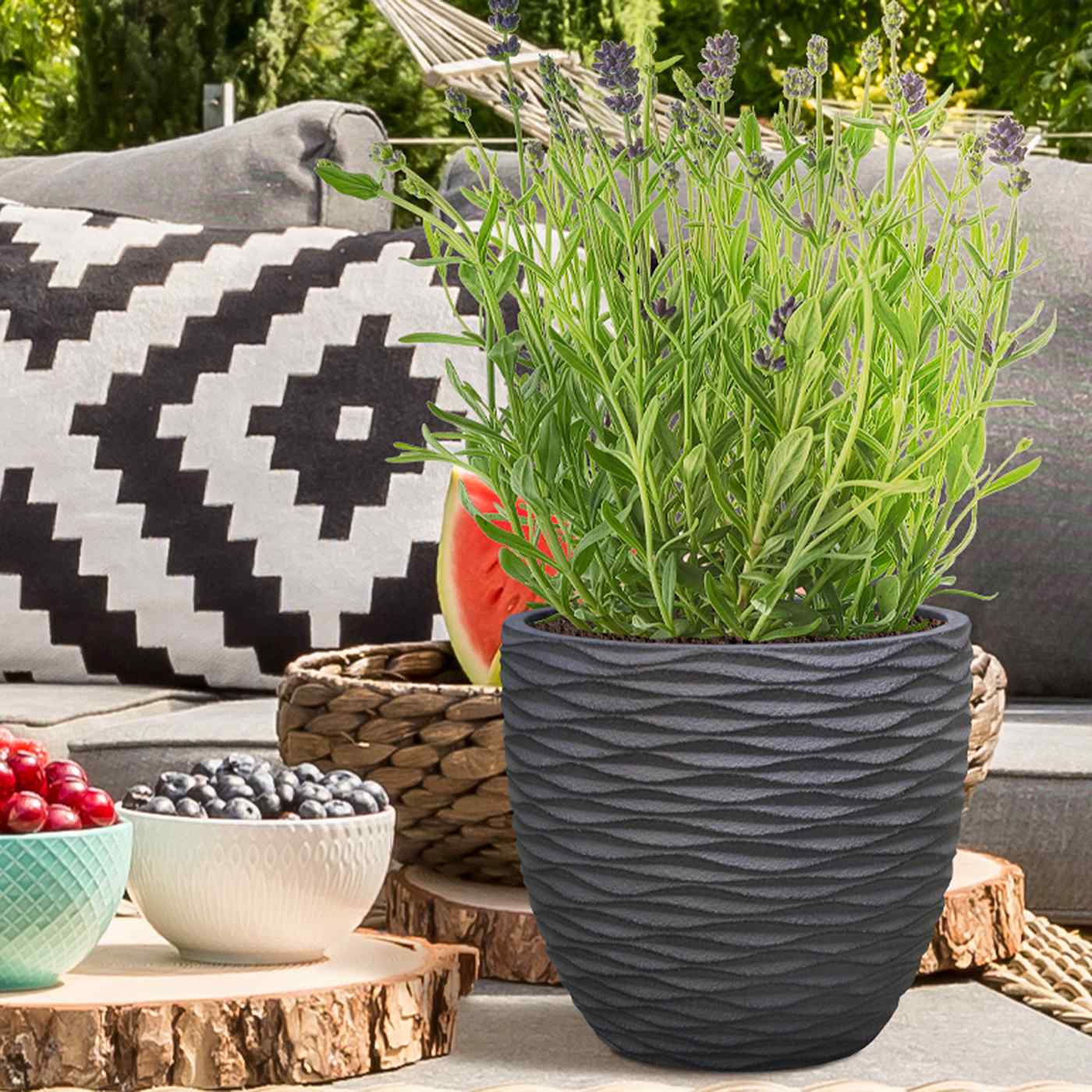 IDEALIST Lite Wave Style Outdoor Egg Planter