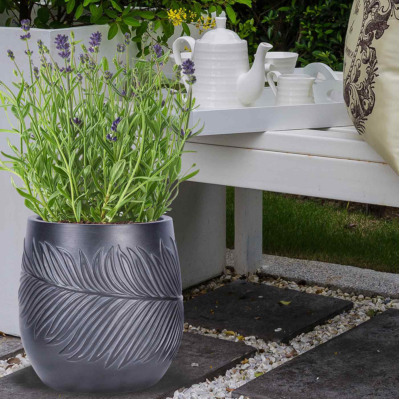 IDEALIST Lite Leaf Embossed Egg Planter