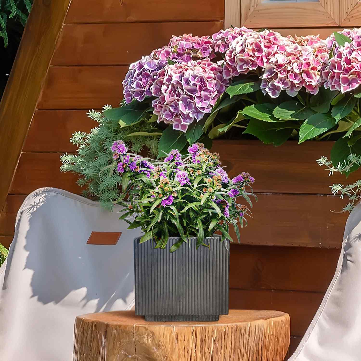 IDEALIST Lite Vertical Ribbed Square Effect Outdoor Planter
