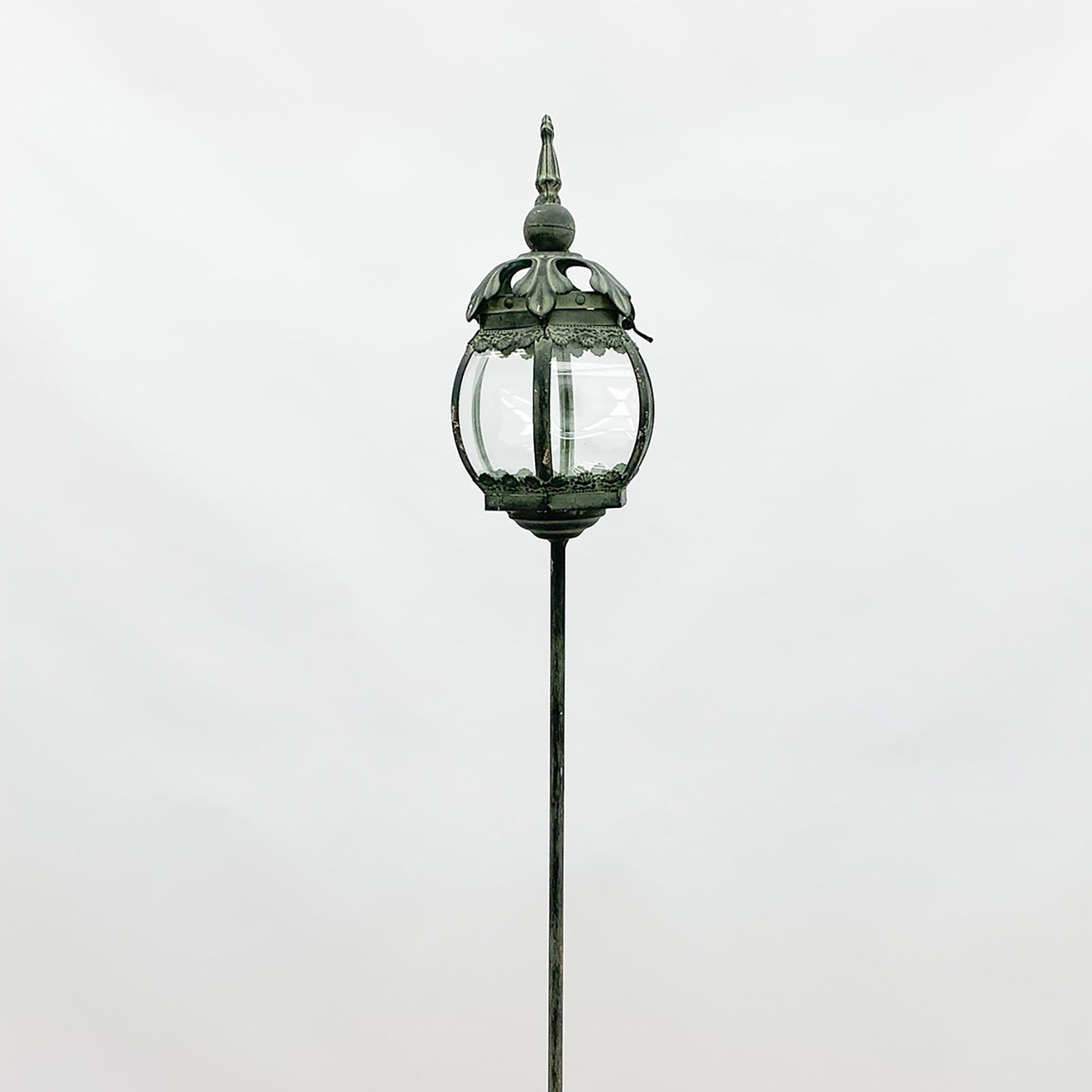 Round Metal Leaf Ornament Garden Stake Dark Silver Lantern by Minster