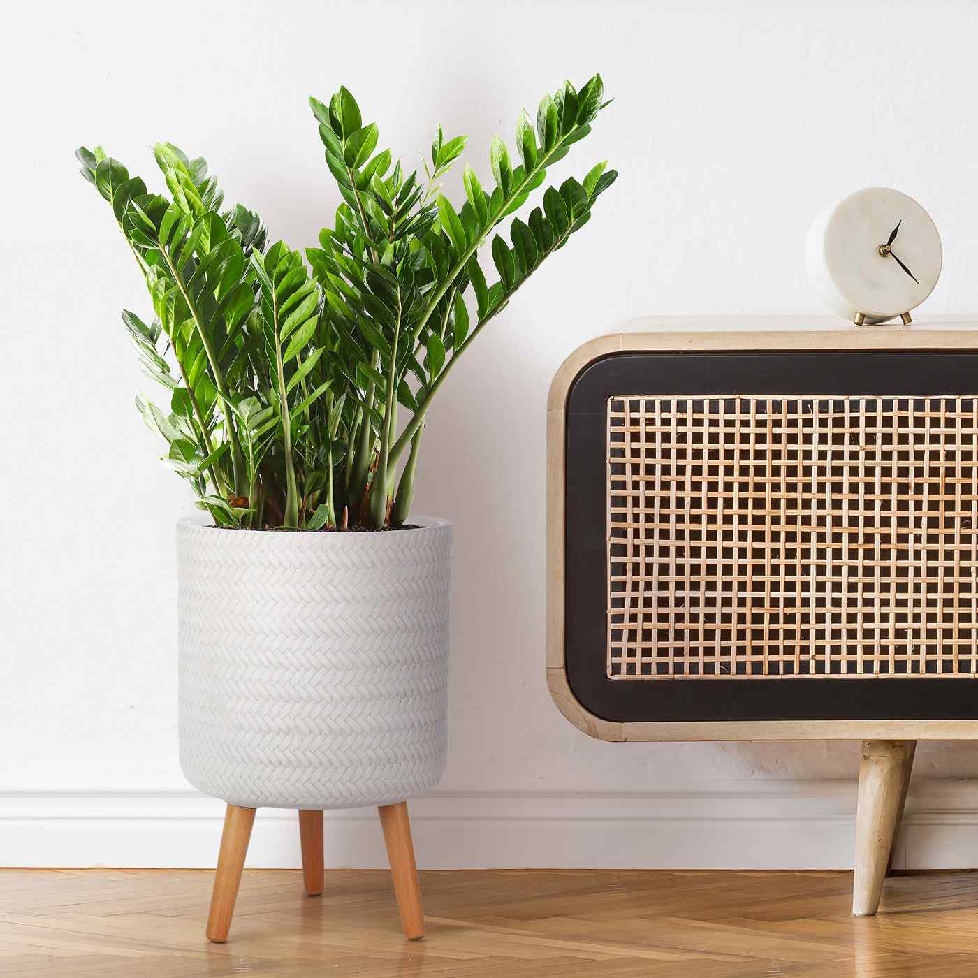 IDEALIST Lite Plaited Style Cylinder Planter on Legs, Round Pot Plant Stand Indoor