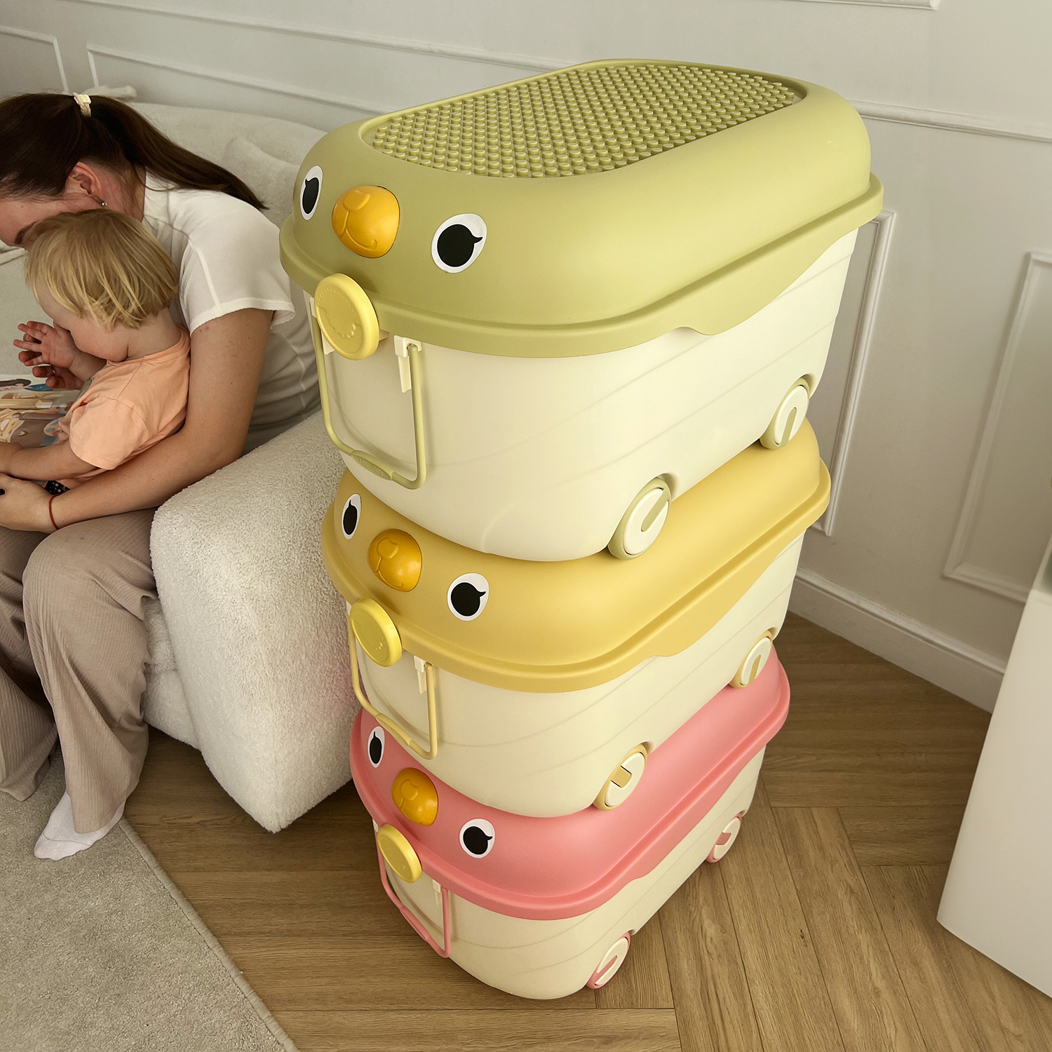 Toy Box for Toy Storage on Wheels with Lid by Froppi