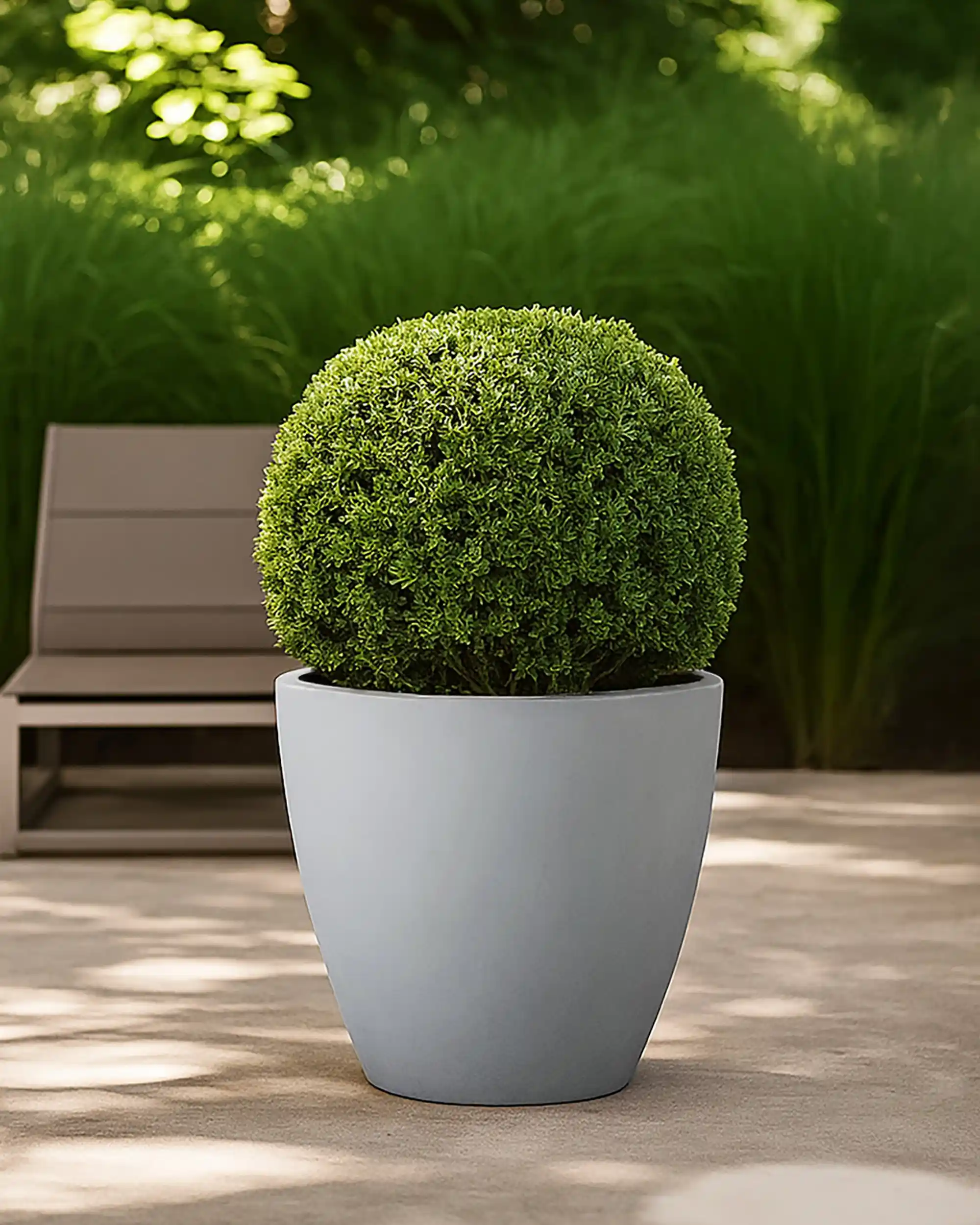 IDEALIST Lite Contemporary Light Concrete Egg Planter