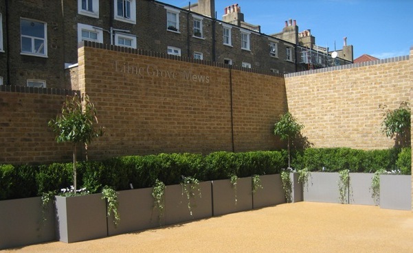 Geo Fiberglass Cube Aluminium Planter Pot In/Out