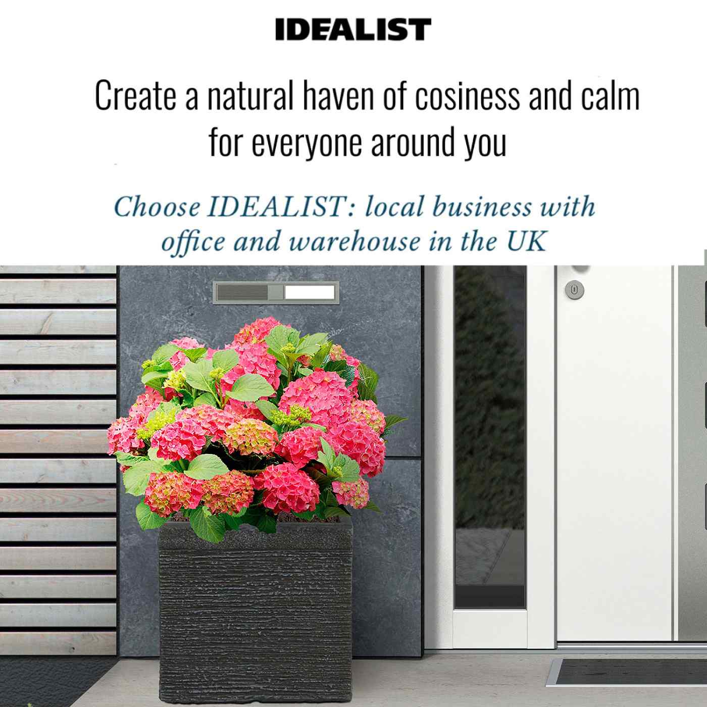 IDEALIST Lite Ribbed Light Concrete Square Planter