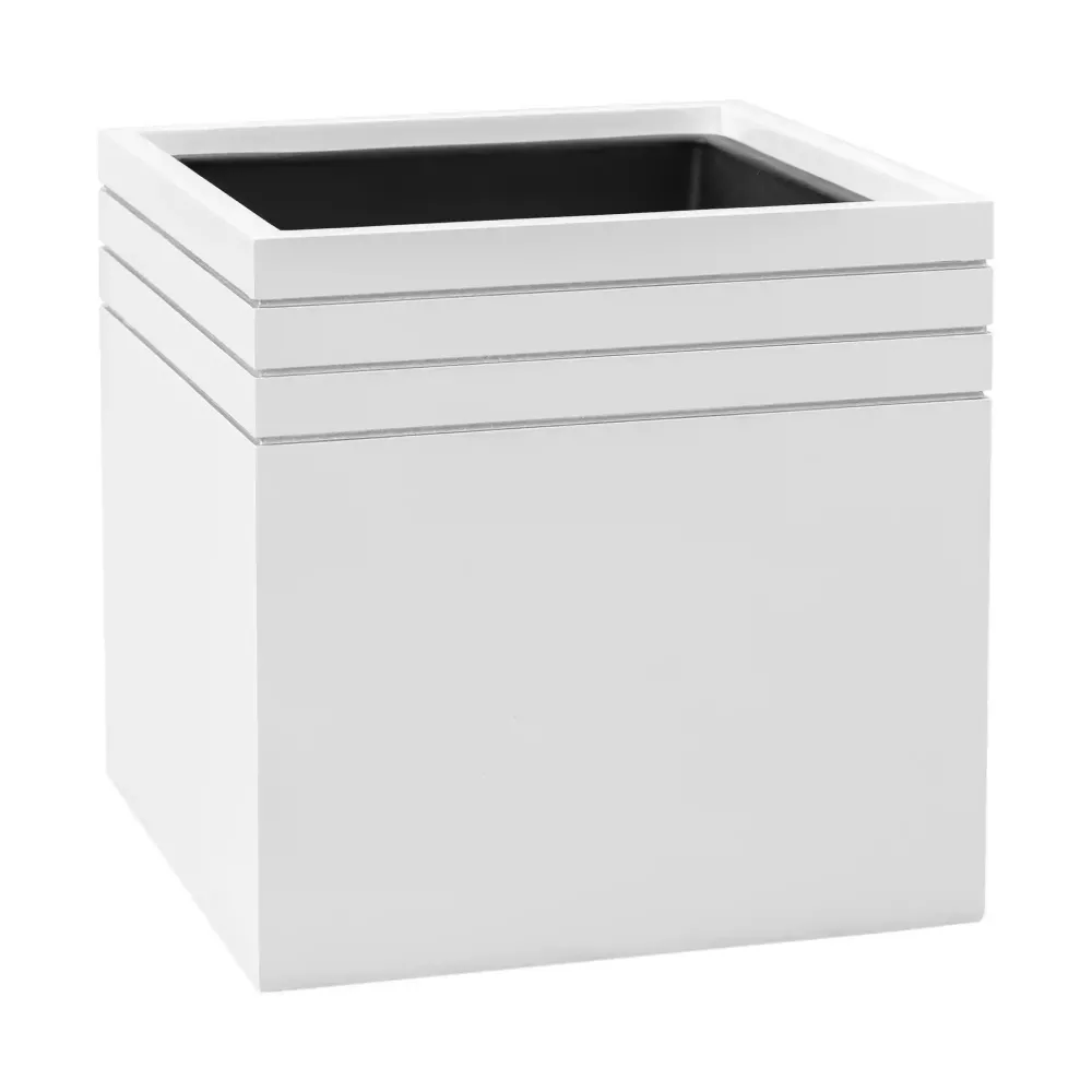 Line-Up Square Planter IN\OUT