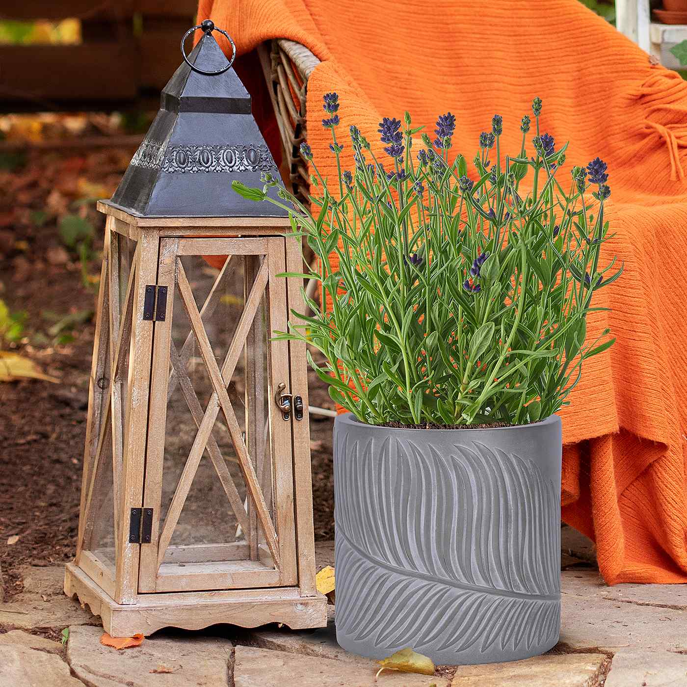 IDEALIST Lite Leaf Embossed Round Planter