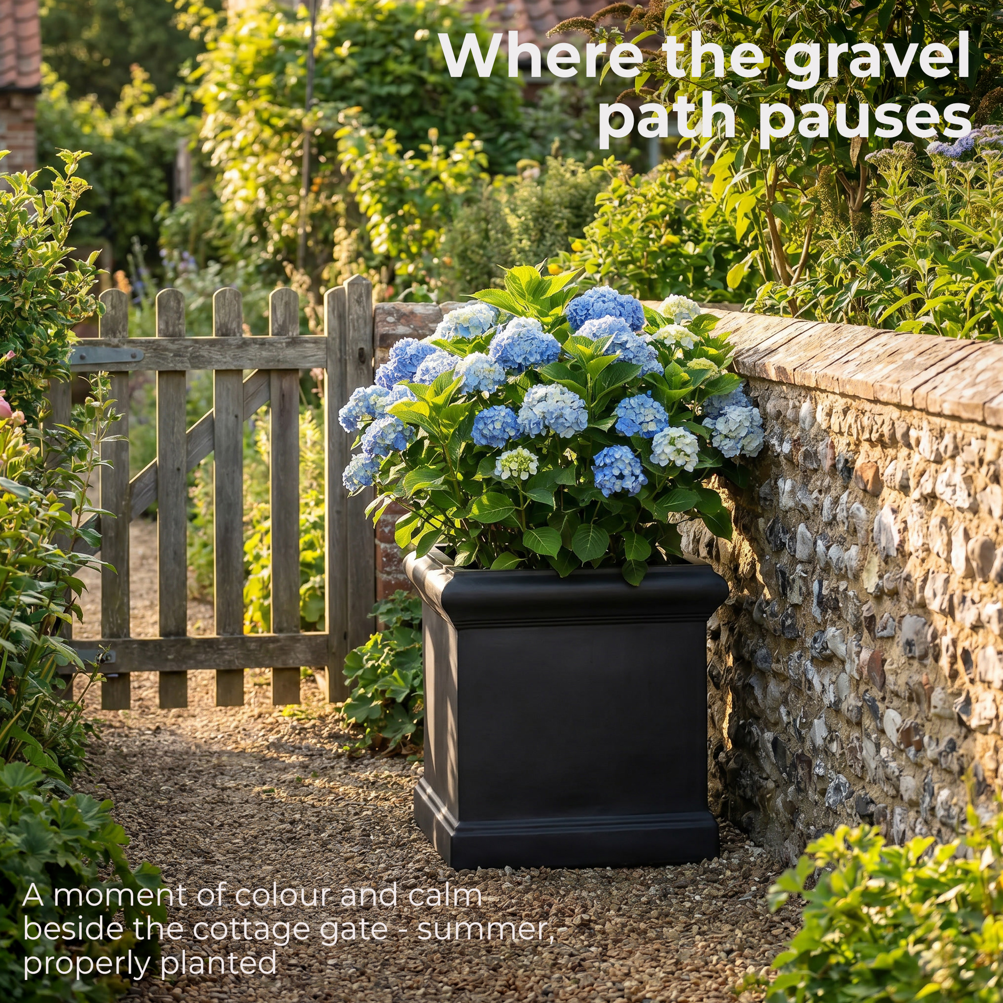 IDEALIST Lite Victorian Box Square Light Stone Outdoor Planter