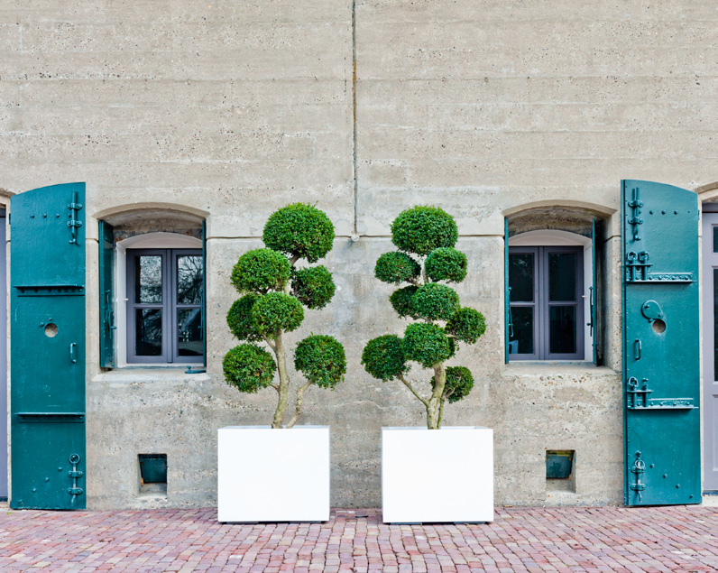 Square Fiberstone Planter by Idealist Premium BLOCK Glossy