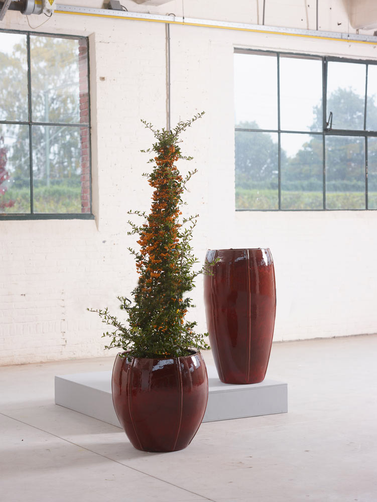 Ceramic Round Lined Glossy Planter Pot In/Out