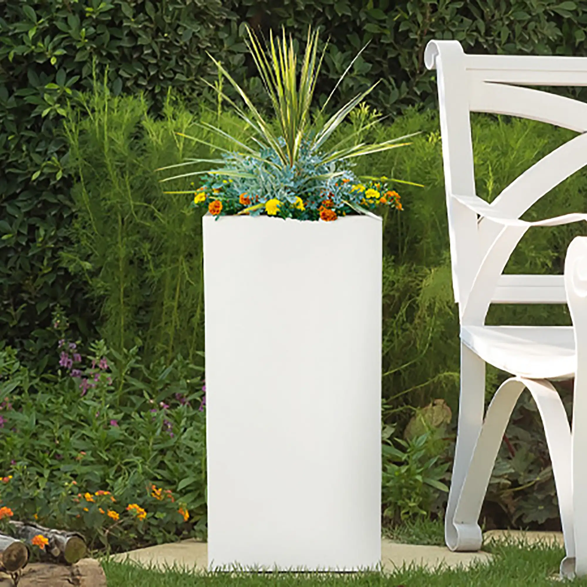 IDEALIST Lite Tall Square Contemporary Light Concrete Planter