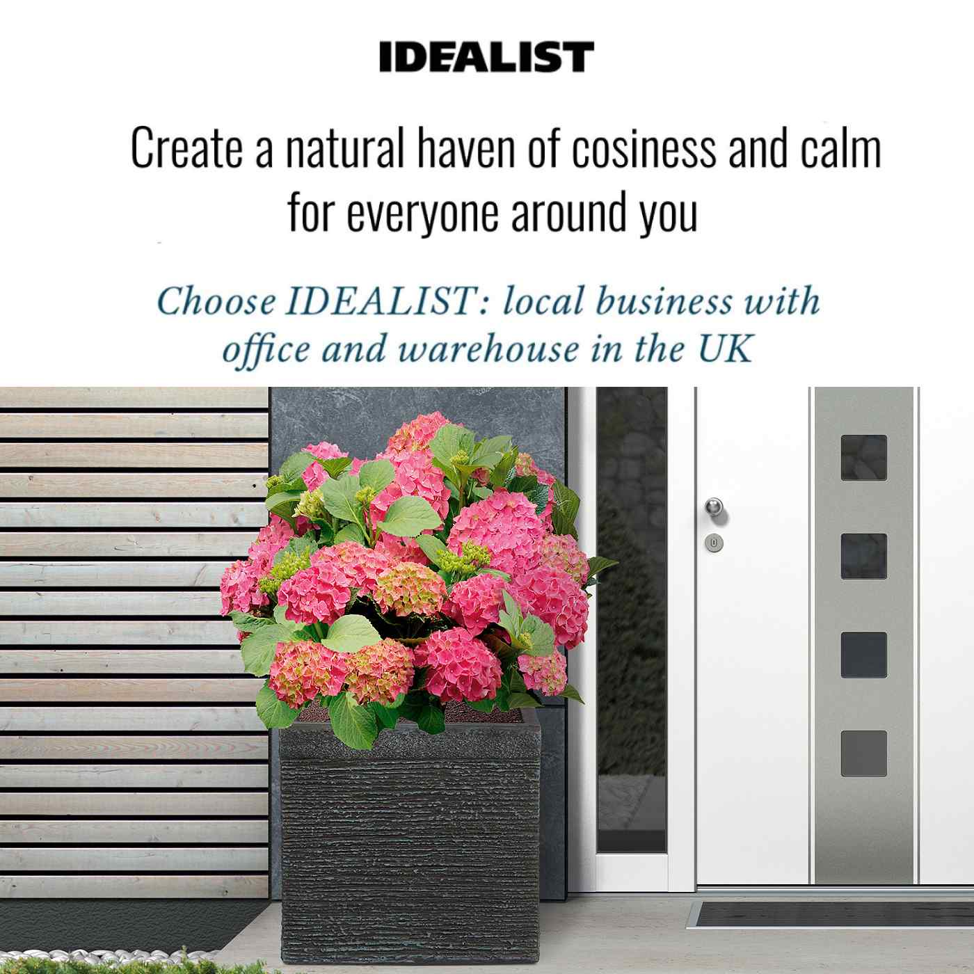 IDEALIST Lite Ribbed Light Concrete Square Planter