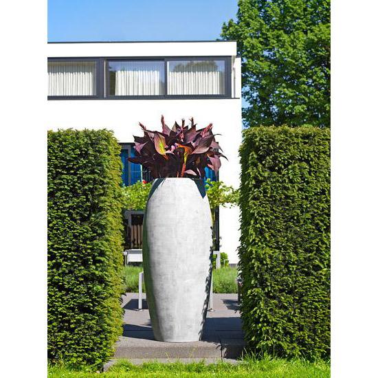 ESSENCE Round Tall Polystone Planter